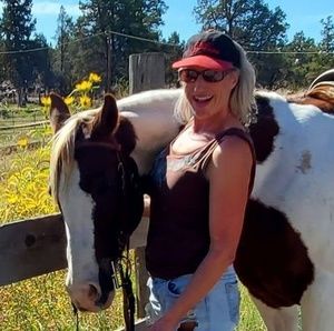 Meet your Posher, Dixie